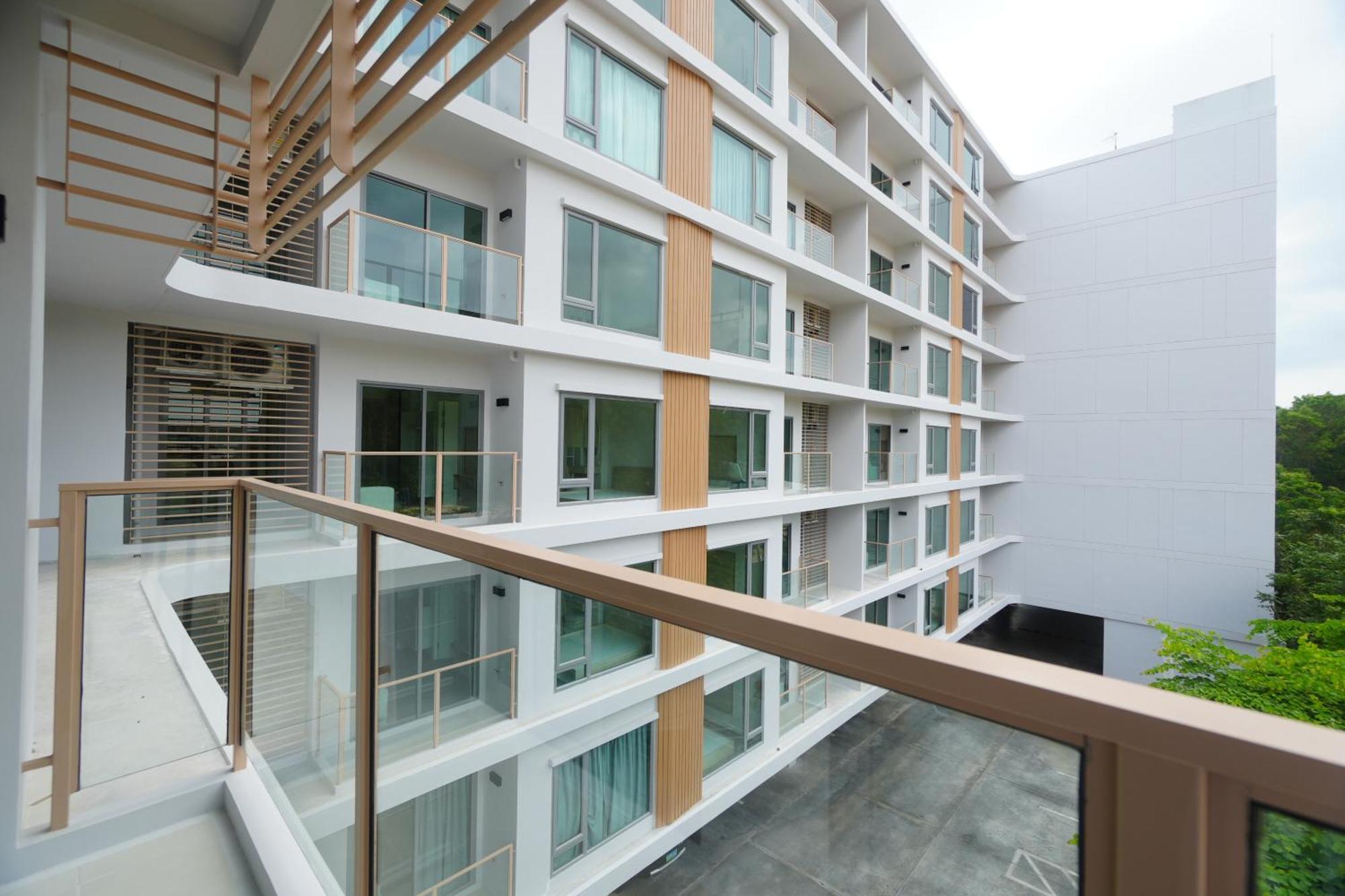 Phyll Phuket, Luxury Condominium 45 Ban Rangeng Exterior photo